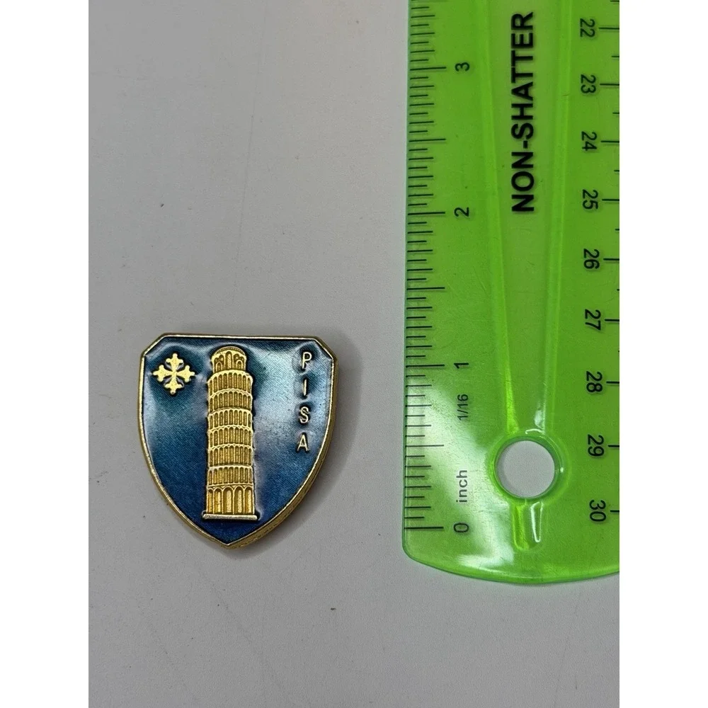 LEANING TOWER OF PISA. an Italy METAL FRIDGE MAGNET BLUE SHIELD TOURIST SOUVENIR